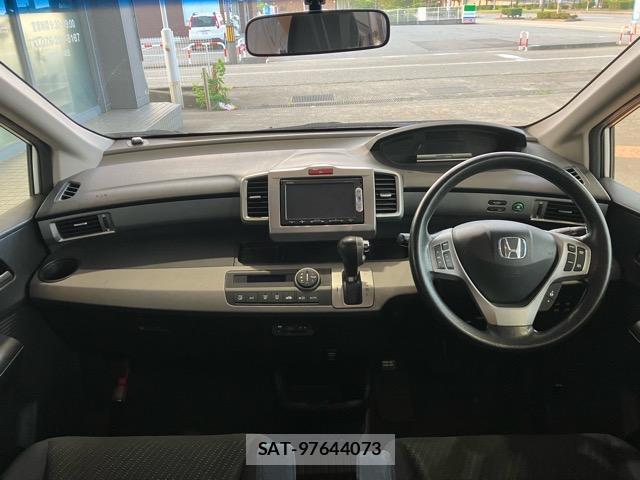 Honda FREED HYBRID 2014-04 8224109-2