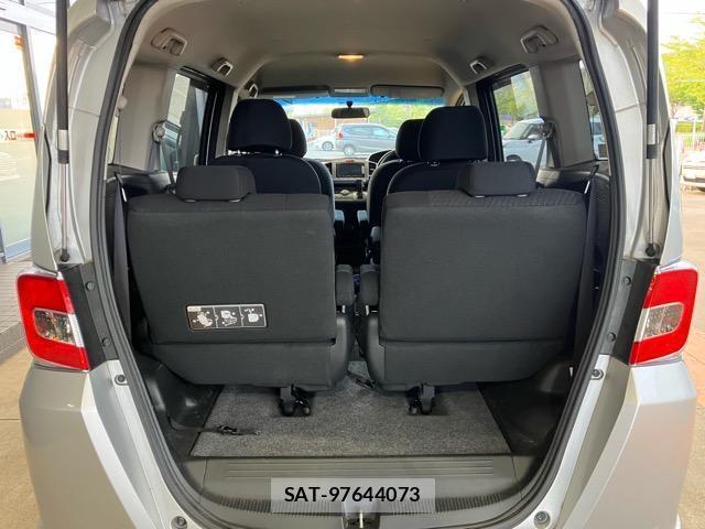 Honda FREED HYBRID 2014-04 8224109-9