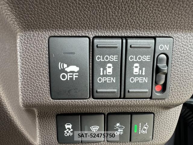 Honda FREED HYBRID 2018-03 8224639-13