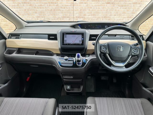 Honda FREED HYBRID 2018-03 8224639-5