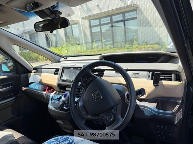 Honda FREED 2017-09 8219773-10