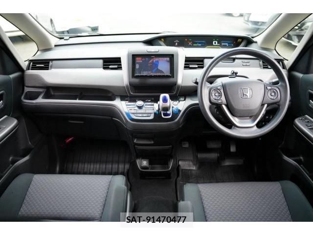 Honda FREED 2019-04 8220485-6