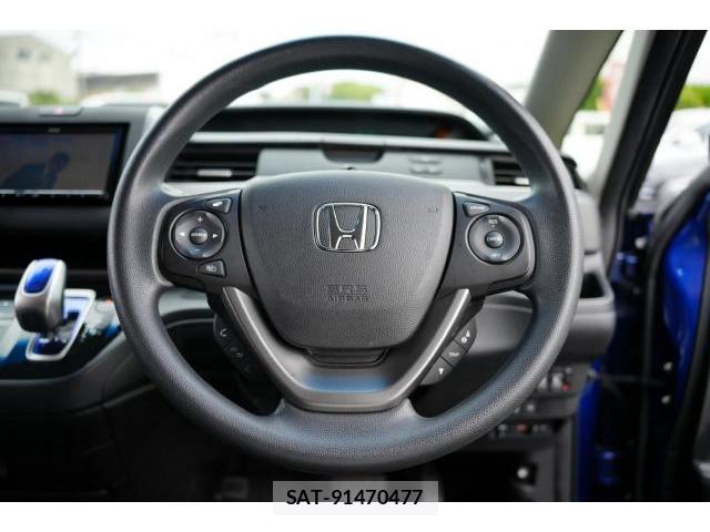 Honda FREED 2019-04 8220485-7