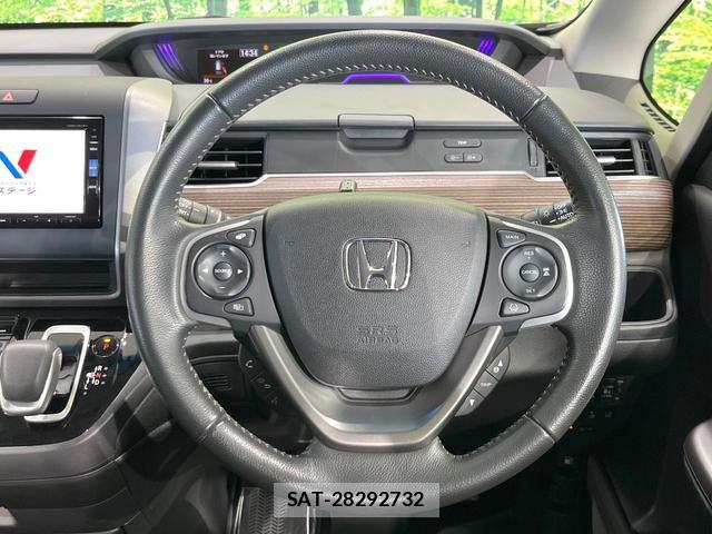 Honda FREED 2022-03 8221100-10