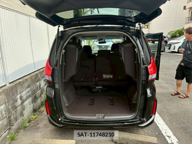 Honda FREED 2016-11 8222853-2