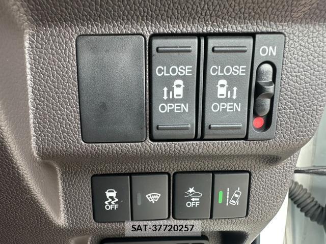 Honda FREED 2022-02 8224644-12