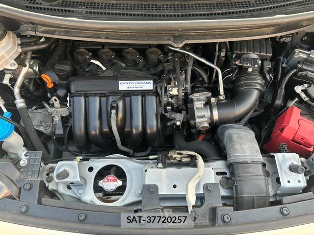 Honda FREED 2022-02 8224644-18
