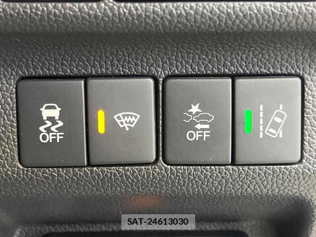 Honda FREED 2017-08 8219199-3