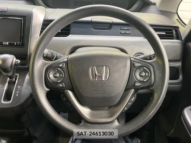 Honda FREED 2017-08 8219199-9