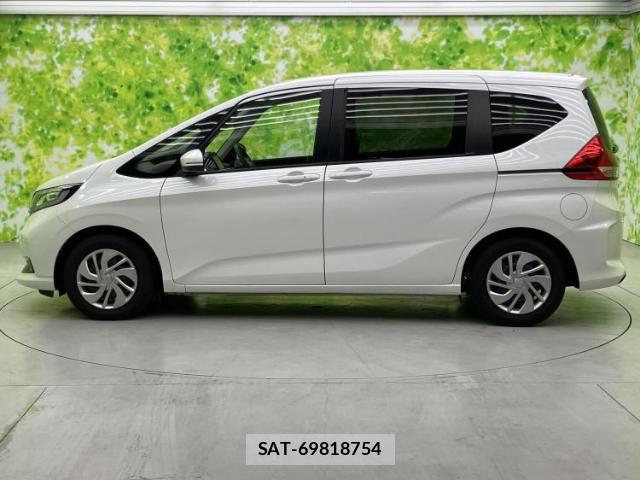 Honda FREED 2020-01 8225214-1