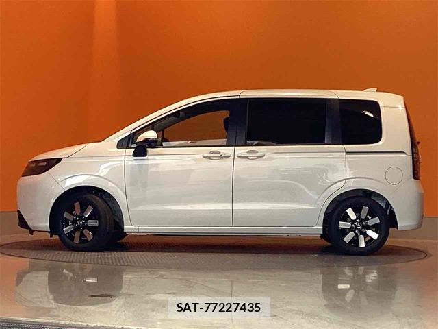 Honda FREED 2026-05 8216208-10