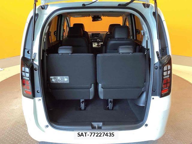 Honda FREED 2026-05 8216208-14