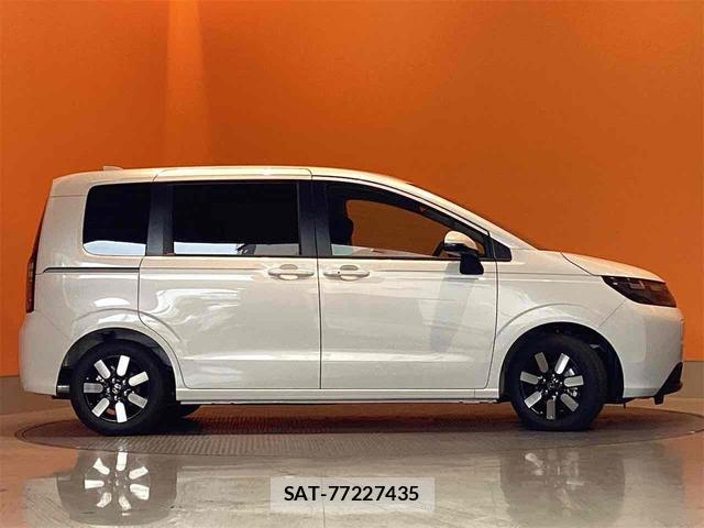Honda FREED 2026-05 8216208-6