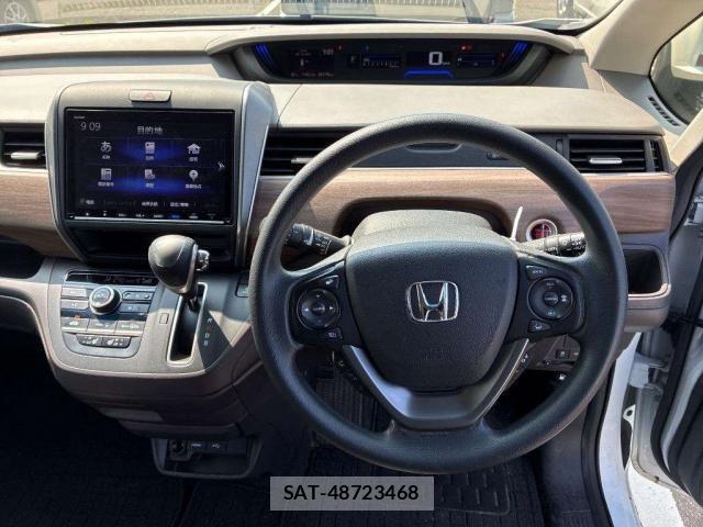 Honda FREED 2022-01 8216388-2