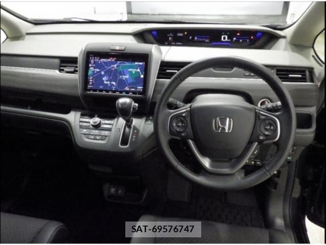 Honda FREED 2023-07 8216447-2