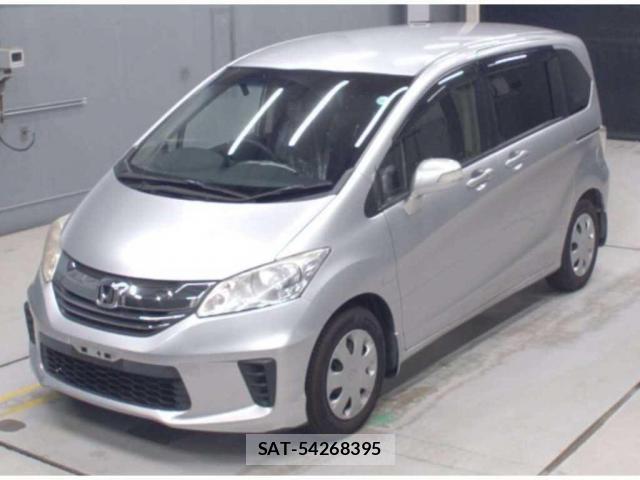 Honda FREED 2015-11 8218057-3