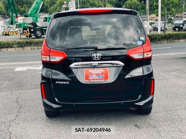 Honda FREED 2021-06 8218158-19
