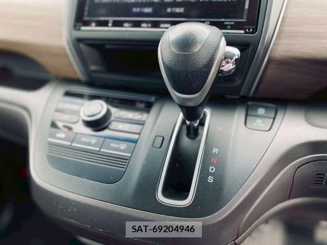 Honda FREED 2021-06 8218158-2