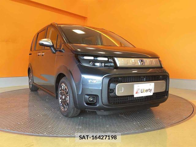 Honda FREED 2026-06 8218699-11