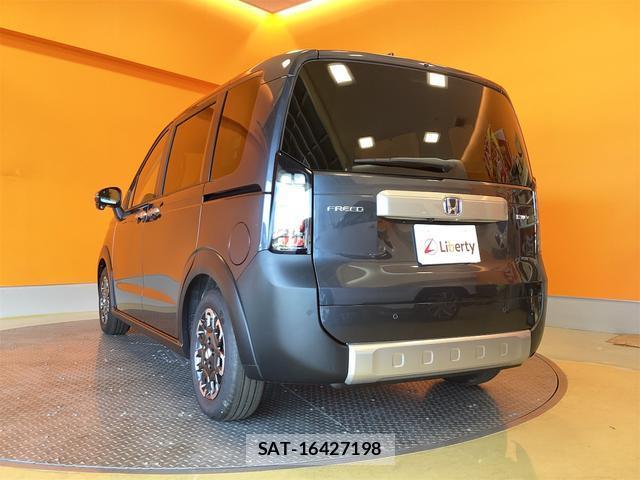 Honda FREED 2026-06 8218699-15