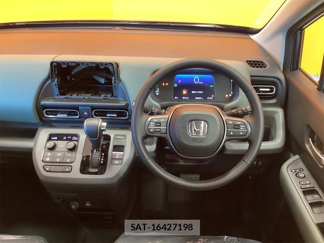 Honda FREED 2026-06 8218699-2