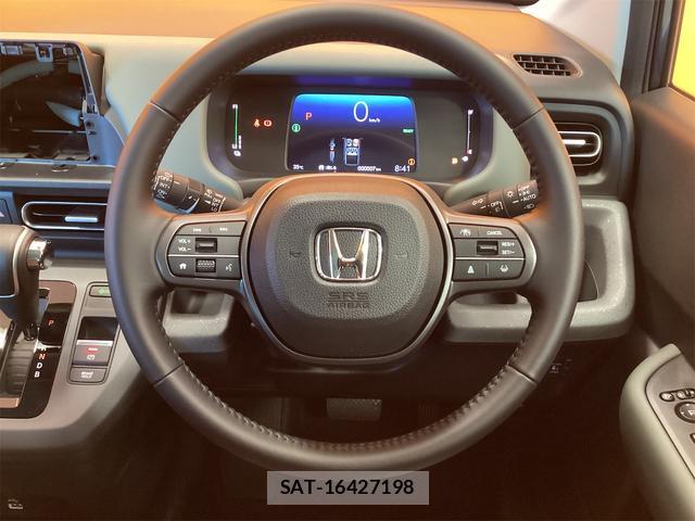 Honda FREED 2026-06 8218699-3
