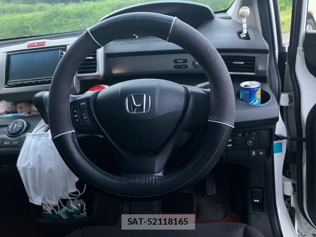Honda FREED 2013-10 8219807-19