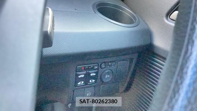 Honda FREED 2010-11 8219910-5