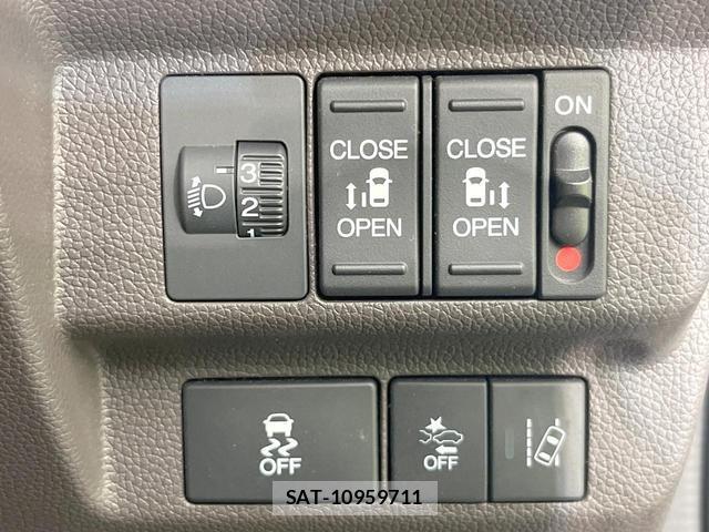 Honda FREED 2020-12 8220095-3