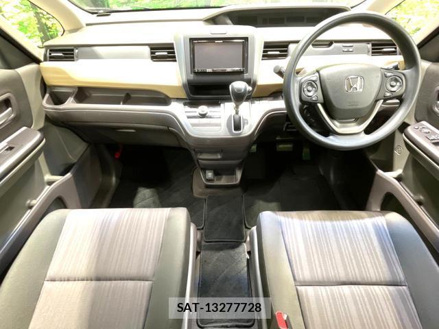 Honda FREED 2018-04 8220533-1