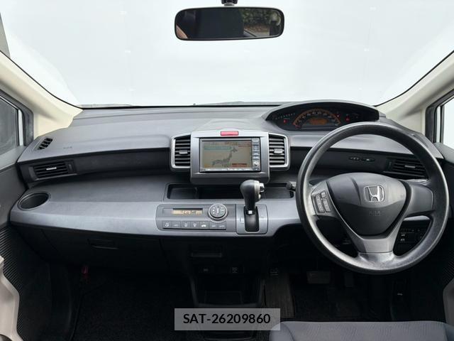 Honda FREED 2009-09 8223105-2