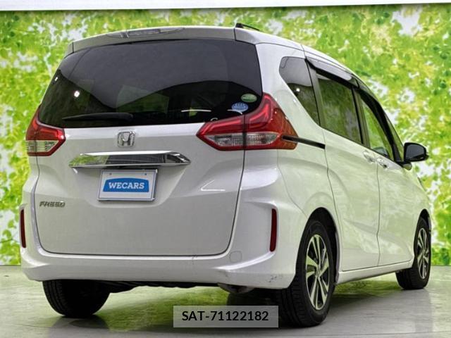 Honda FREED 2018-04 8225413-2