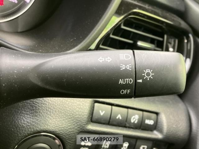 Suzuki Fronx 2025-04 8225505-14