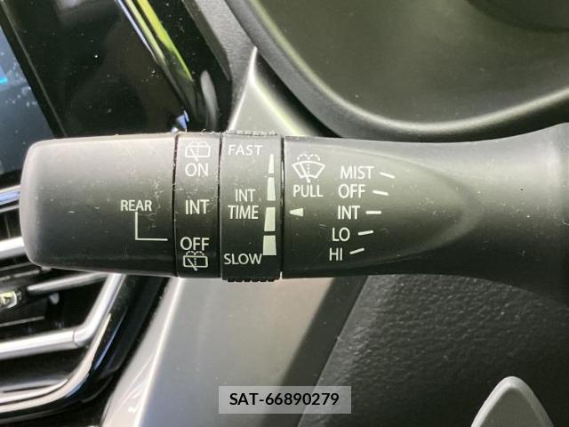 Suzuki Fronx 2025-04 8225505-15