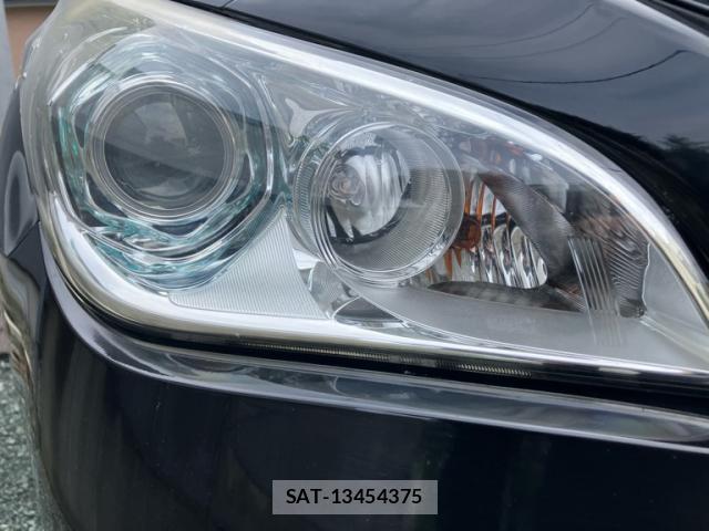 Nissan FUGA 2012-03 8216188-14