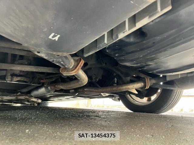 Nissan FUGA 2012-03 8216188-17