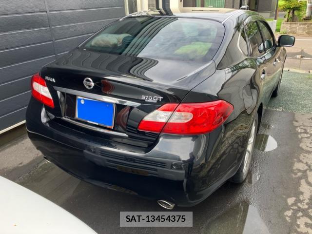 Nissan FUGA 2012-03 8216188-2