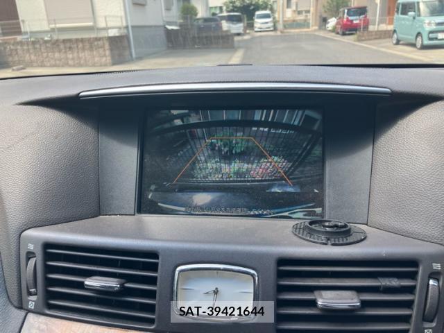 Nissan FUGA 2009-11 8219770-14