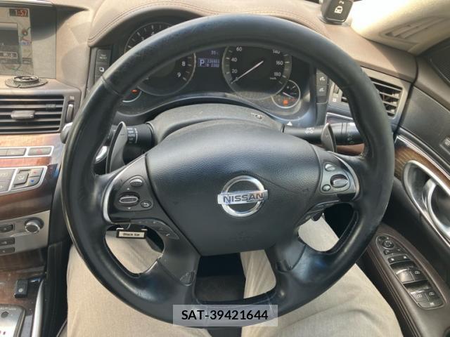 Nissan FUGA 2009-11 8219770-8
