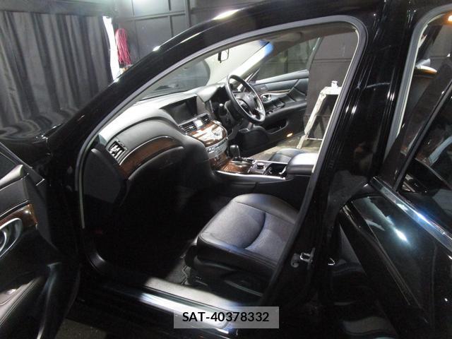 Nissan FUGA 2012-06 8221516-16