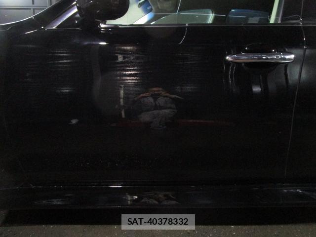 Nissan FUGA 2012-06 8221516-2