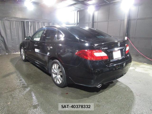 Nissan FUGA 2012-06 8221516-4