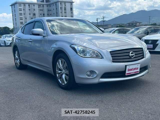 Nissan FUGA 2014-03 8222650-11