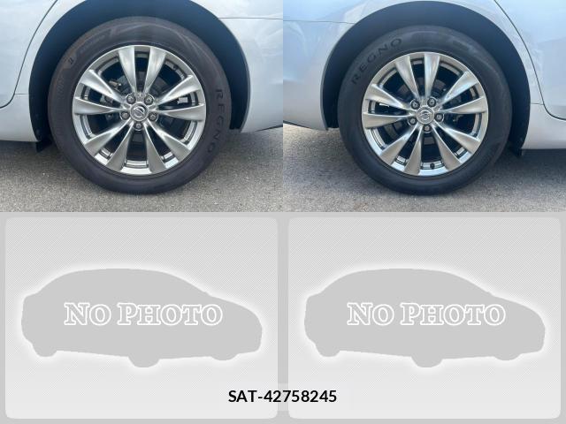 Nissan FUGA 2014-03 8222650-18