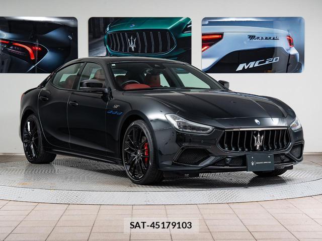 Maserati GHIBLI 2024-05 8221598-13