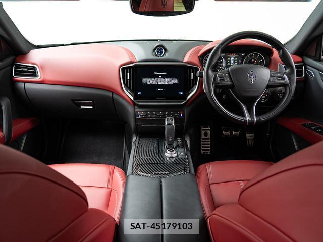 Maserati GHIBLI 2024-05 8221598-4