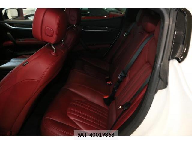 Maserati GHIBLI 2015-12 8223326-6