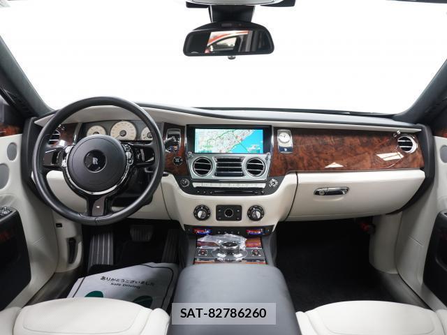 ROLLS-ROYCE GHOST 2017-11 8222925-2