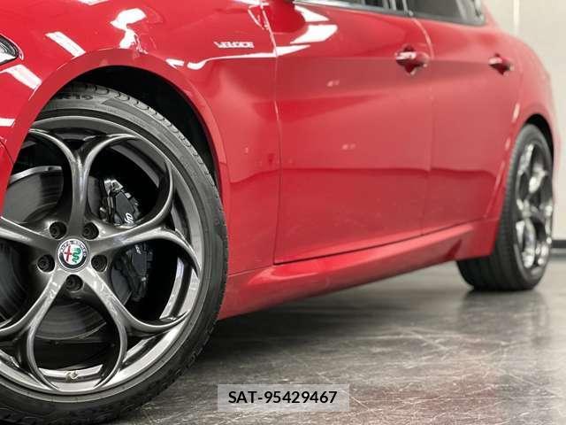 ALFA ROMEO Giulia 2018-07 8225645-9