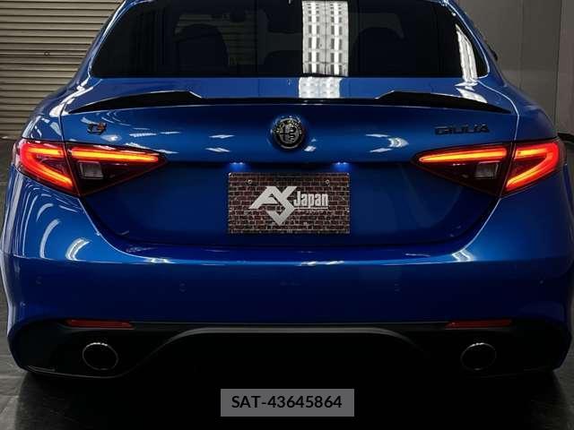 ALFA ROMEO Giulia 2018-05 8225646-15